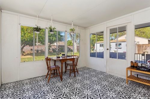 3656 Harding St, Riverside CA  92506-2621 exterior