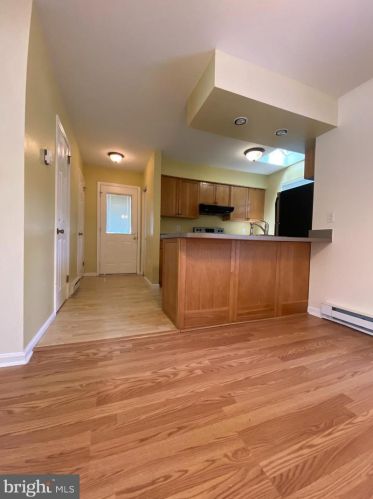 451 Coreopsis Dr, Lancaster PA  17602-1152 exterior