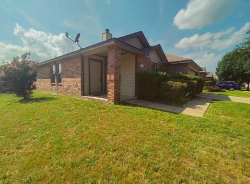 1201 Lambert Dr, Princeton TX  75407-2824 exterior