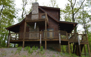859 Remington Rdg, Hayesville, NC 28904