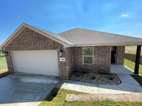 400 Bellaire Cir, Mineral Wells, TX 76067-9534