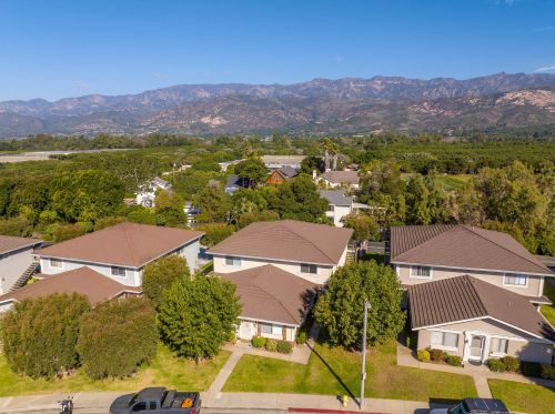5950 Birch St, Carpinteria, CA 93013-2710