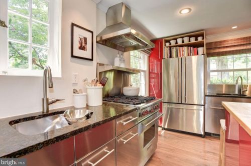 200 Franklin Ave, Silver Spring MD 20901-3444 exterior