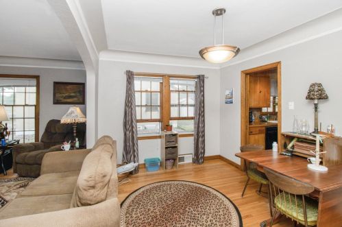 1155 Burnquist St, Saint Paul MN  55106-2804 exterior