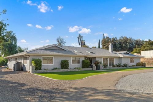 11524 Valle Vista Rd, Lakeside, CA 92040-1321