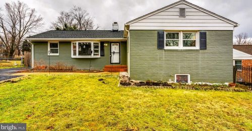 3537 Gordon St, Falls Church, VA 22041-1912