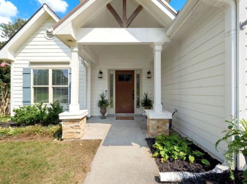 4165 Lenox Park Dr, Buford, GA 30519-6210