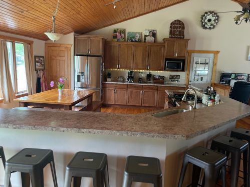 409 Swanson Rd, Sycamore IL  60178-1126 exterior