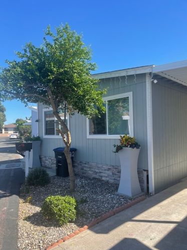 132 Balboa Ln, Tustin, CA 92780-7412