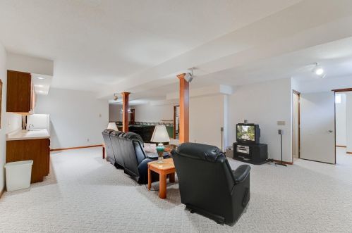 15 Emerson Ave, Saint Paul MN  55118-2126 exterior