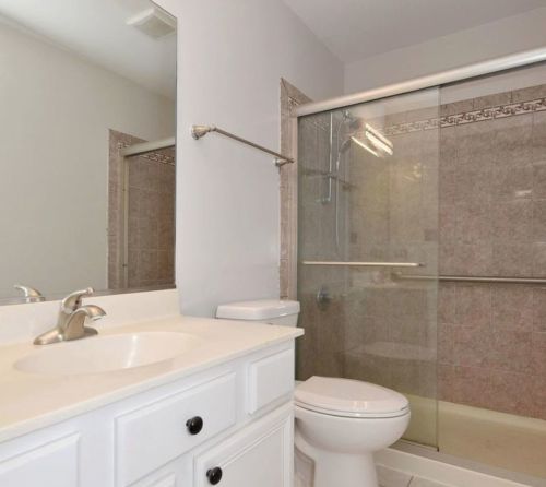 364 Messenger Cir, North Aurora IL  60542-1805 exterior