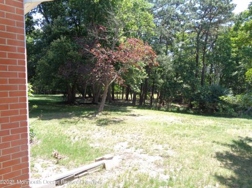 140 Constitution Blvd, Lakehurst NJ  08759-1991 exterior