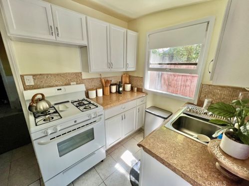 6220 Stover Ave, Riverside, CA 92505-1150