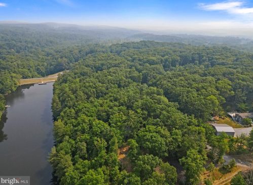 85 Audubon Rd, Hedgesville WV exterior