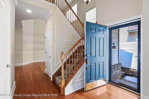 70 Londonberry Dr, Holmdel Village, NJ 07733-3103