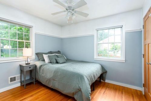 1616 Demont Ave, Saint Paul MN  55109-2112 exterior