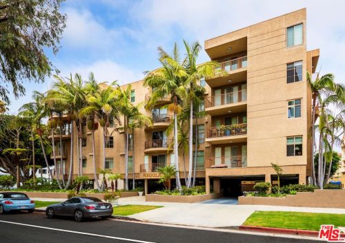 211 California Ave, Santa Monica, CA 90403-3608