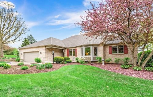 724 Ridgelawn Trl, Batavia, IL 60510-8683