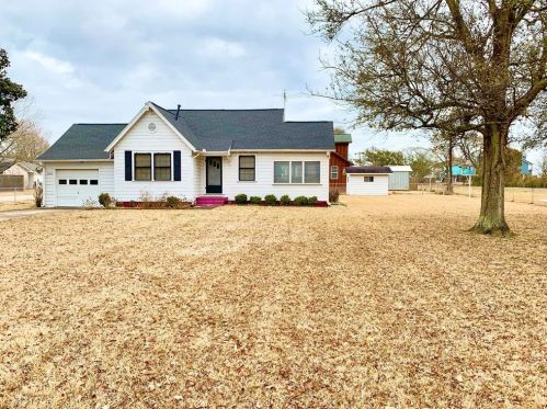 3514 Todville Rd, Taylor Lake Village, TX 77586-2627