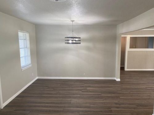 1305 Bandera Ln, Garland TX  75040-9403 exterior