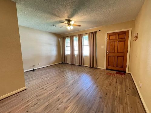 317 Evans St, Angleton TX  77515-5013 exterior