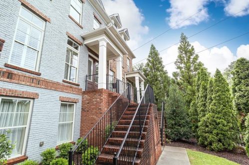 155 Alderwood Hl, Atlanta, GA 30328-2548