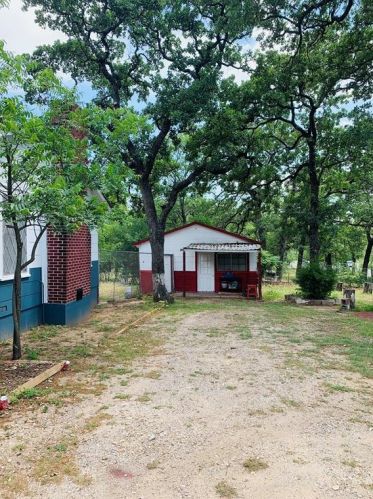 3204 Grayson St, Fort Worth TX  76119-2841 exterior