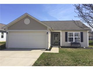 127 Thistle Wood Dr, Eden IN  46140-2938 exterior