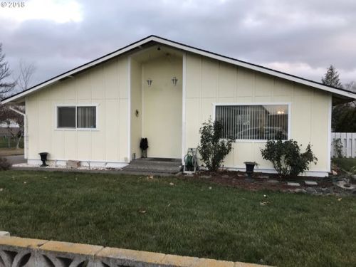 445 Standard Ave, Hermiston, OR 97838-1257