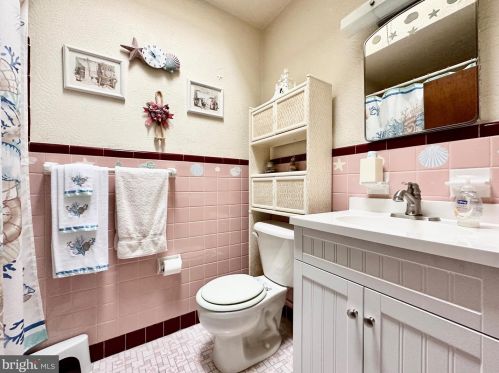 1113 Hunting Park Ave, Philadelphia PA 19140-2830 exterior