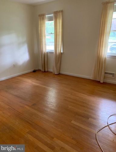 90 Woodside Ln, Princeton NJ  08540-5426 exterior