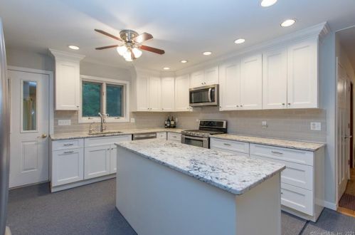 82 Stonebridge Rd, Wilton, CT 06897-3622