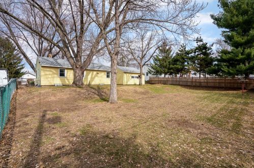 1500 Gervais Ave, Saint Paul MN  55109-2050 exterior