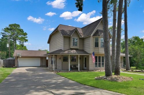 103 Pine Valley St, Huntsville, TX 77320-3005