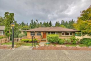 7717 46th Ave, Seattle, WA 98118-4101