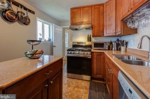 6510 Allegheny Ave, Silver Spring MD 20912-4678 exterior