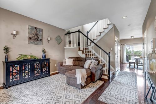 18683 Crestridge Dr, Aurora CO 80015-5128 exterior