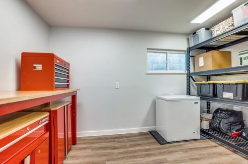 4408 Greenbrier Dr, Dallas TX  75225-6641 exterior