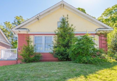 3238 Dogwood Dr, Atlanta GA  30354-1191 exterior