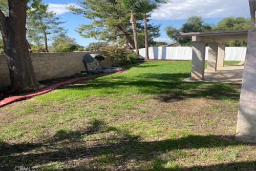 1204 Avenida Floribunda, San Jacinto CA  92583-5208 exterior
