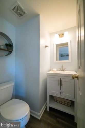 13016 Limestone Ct, Clifton, VA 20124-0967
