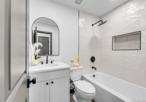 6243 Niagara Way, Englewood CO 80111-4443 exterior