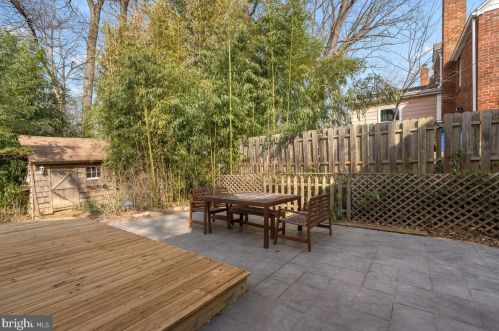 1023 Carson St, Silver Spring MD 20901-1814 exterior