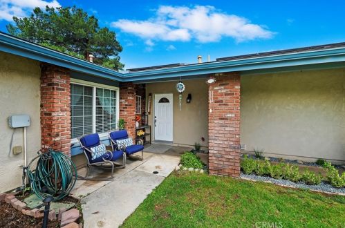 10331 Palmento Dr, Riverside CA  92505-1550 exterior