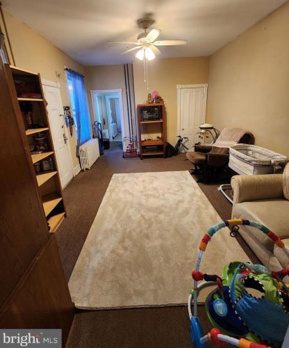 46 Olden Ave, Trenton NJ 08638-4328 exterior