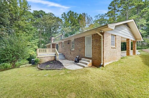 2776 Evans Dl Cir, Atlanta GA  exterior