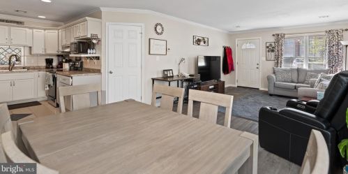 437 Mill Race Rd, Carlisle PA  17013-2533 exterior