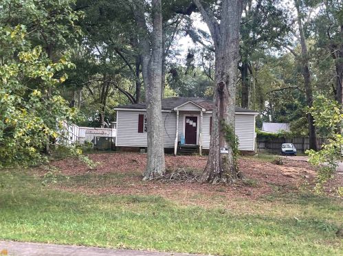 510 Elm St, Barnesville, GA 30204-1153
