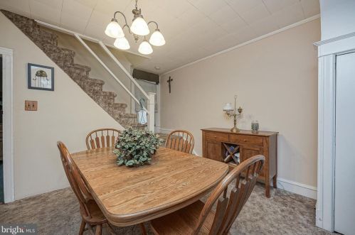 5724 Jackson St, Philadelphia PA  19148-2930 exterior