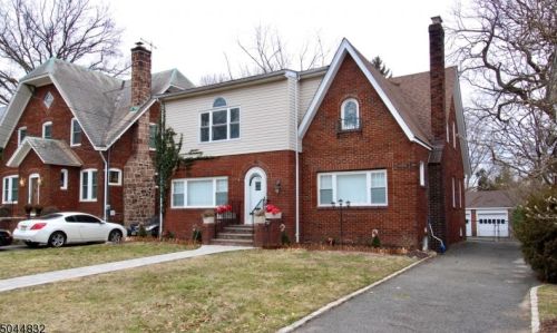 29 Ball Ter, Maplewood, NJ 07040-1803